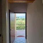 A شقة مانربا ديل جاردا
